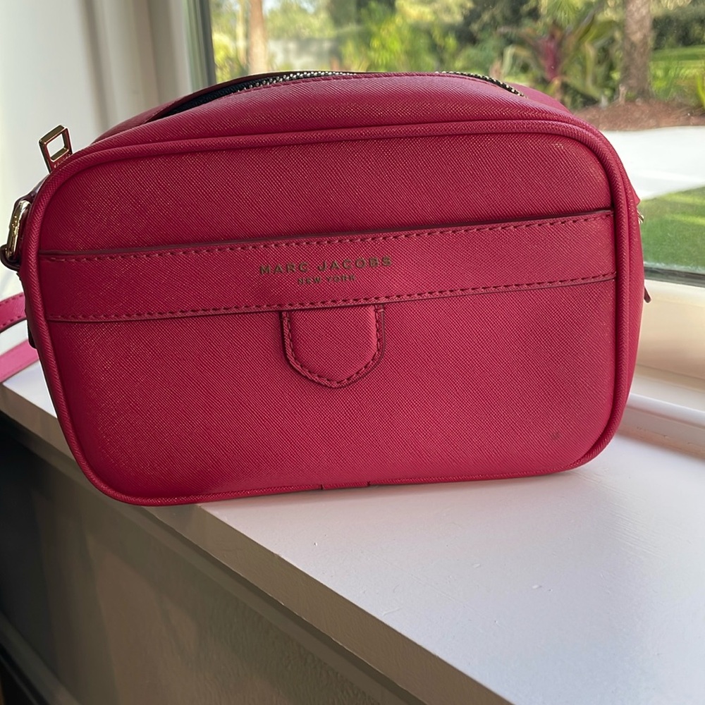 Marc Jacobs pink leather purse